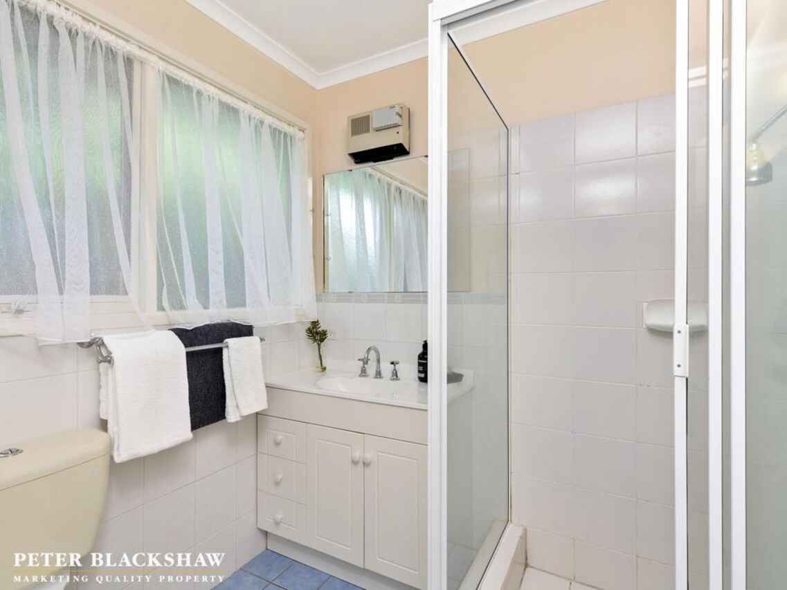 42 Ennor Crescent Florey