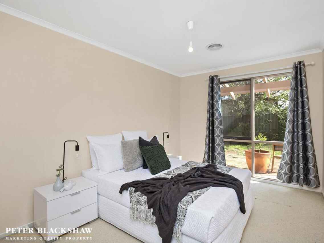 42 Ennor Crescent Florey