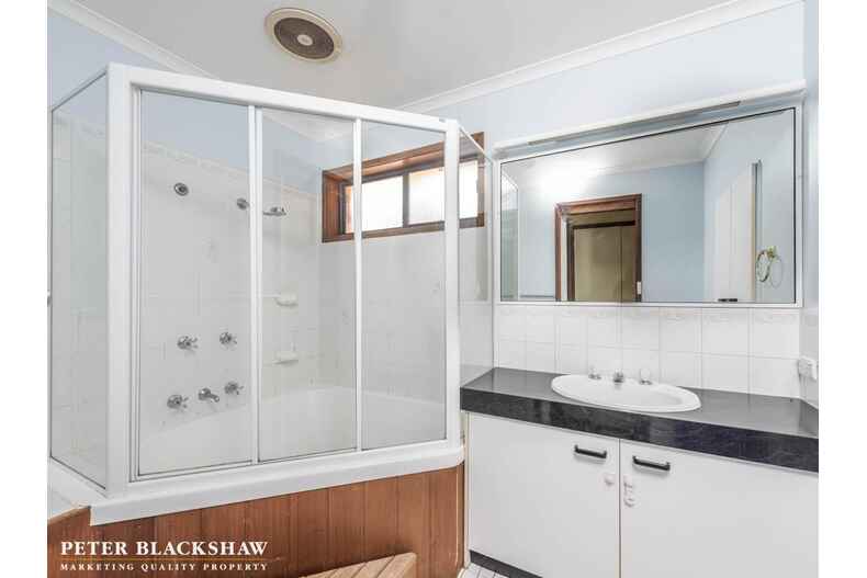 13 Snowgum Place Jerrabomberra 13 Snowgum Place Jerrabomberra