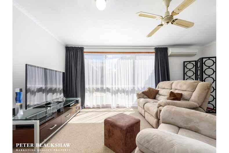 16 Downward Place Kambah