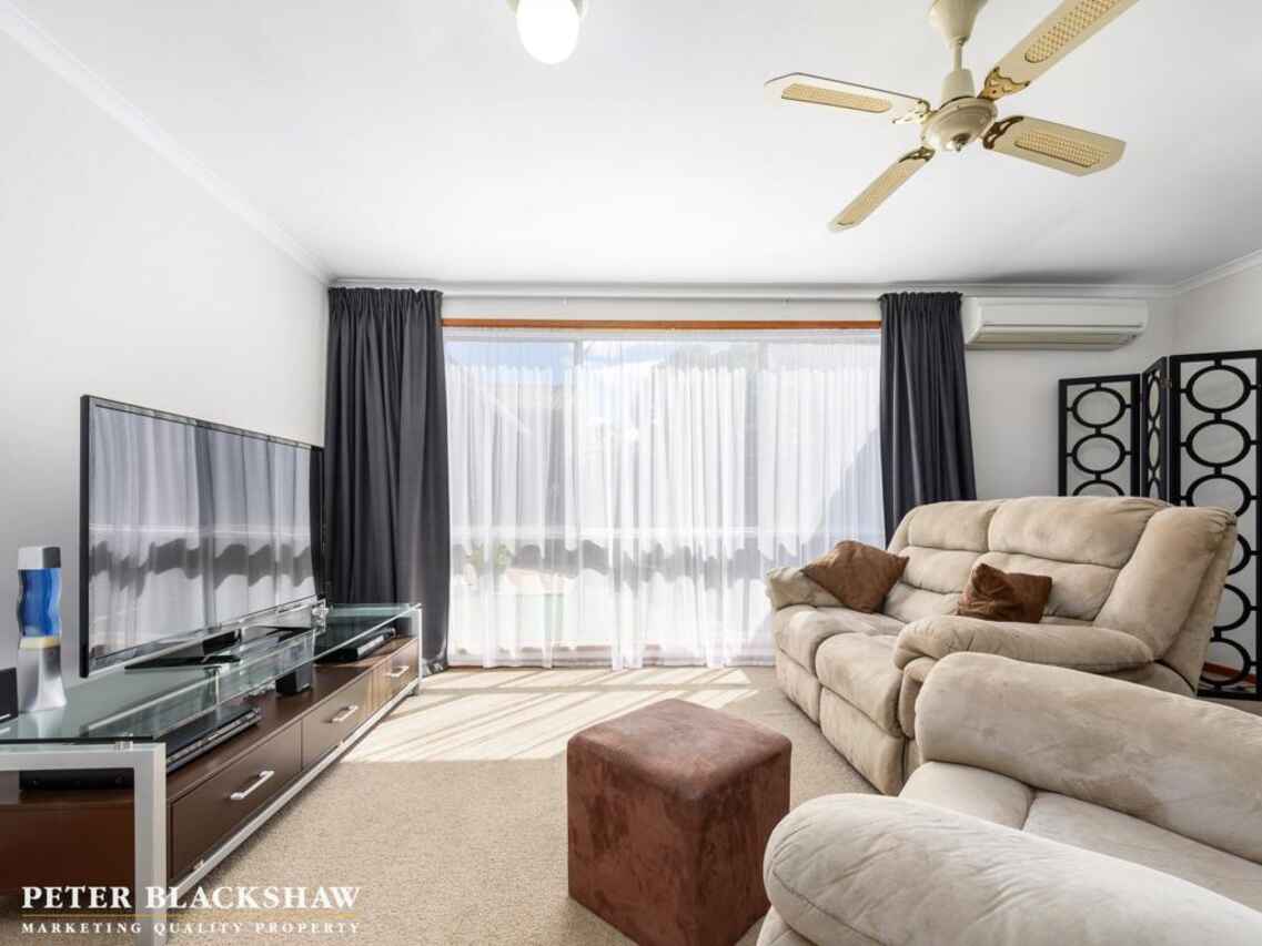 16 Downward Place Kambah