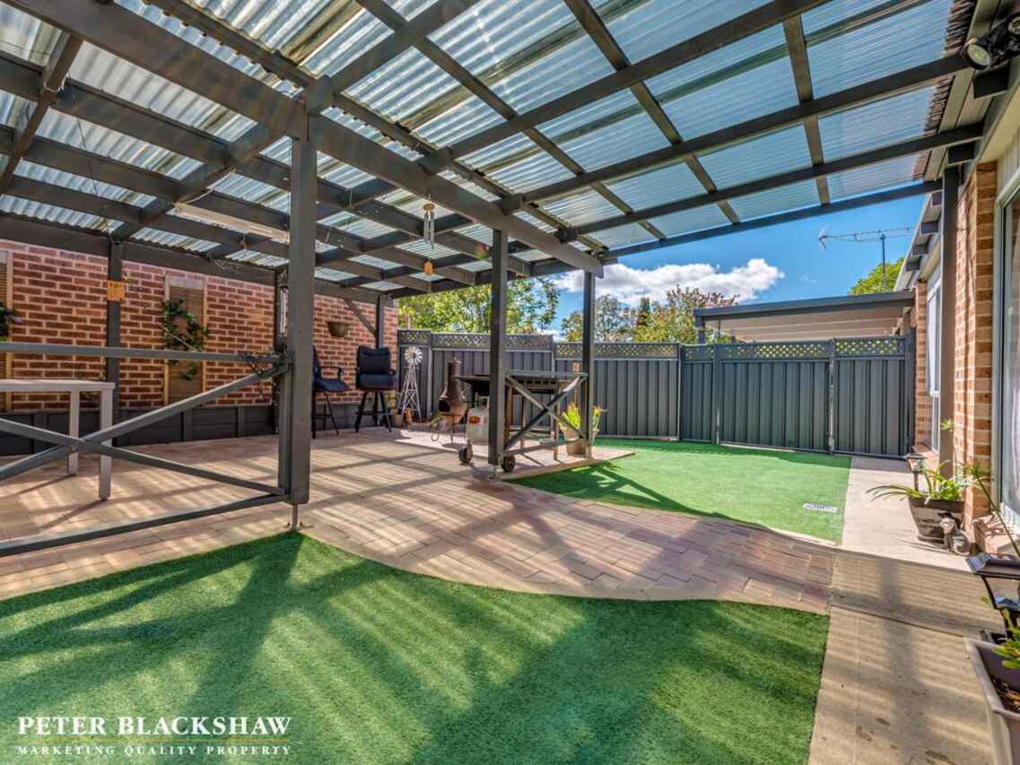 16 Downward Place Kambah