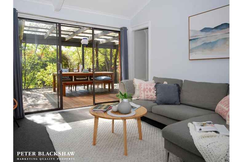 22 Crozier Circuit Kambah