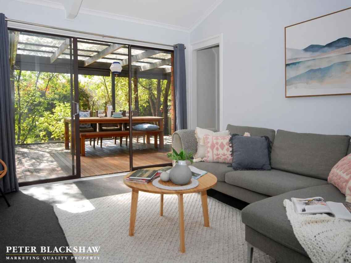 22 Crozier Circuit Kambah