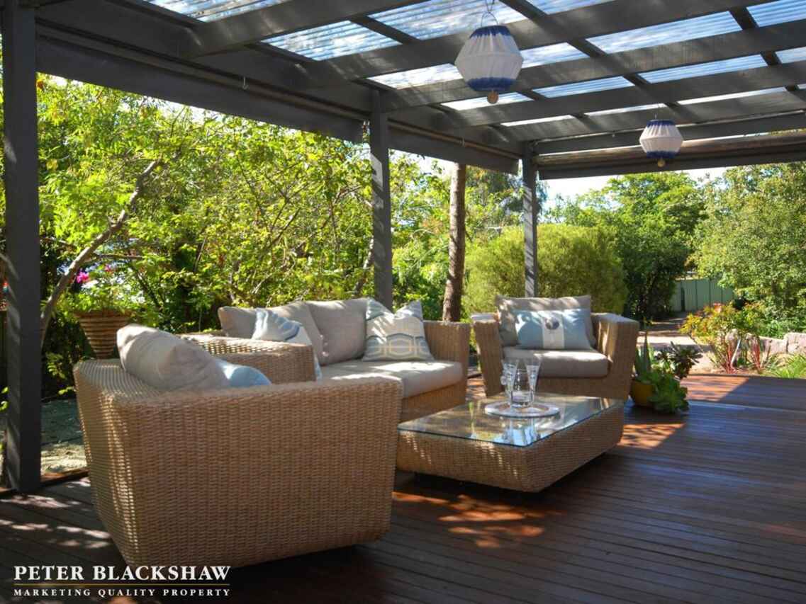 22 Crozier Circuit Kambah