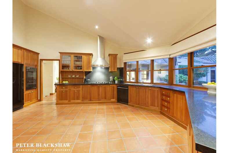 1 Karawatha Place O'Malley 1 Karawatha Place O'Malley