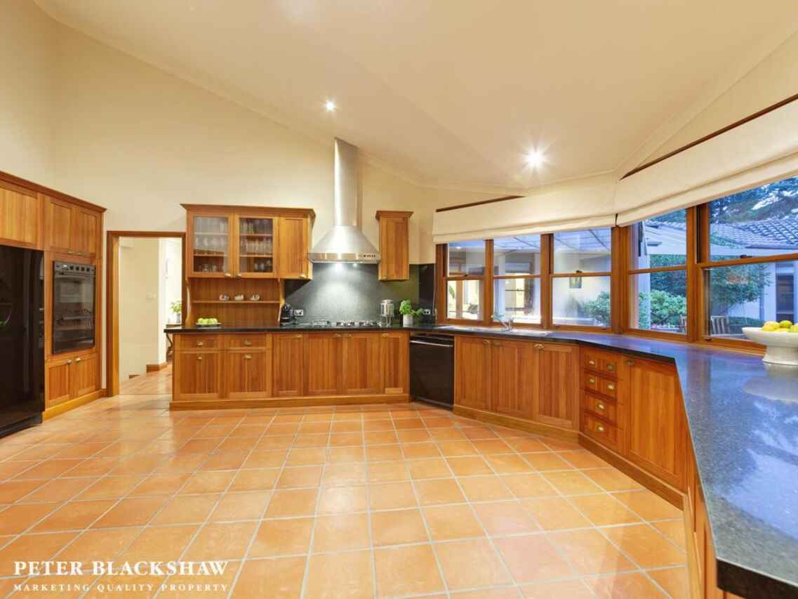 1 Karawatha Place O'Malley