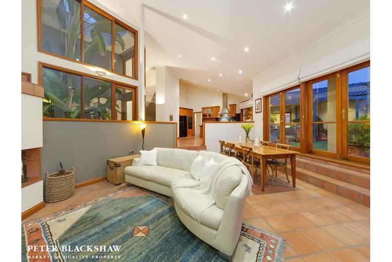 1 Karawatha Place O'Malley 1 Karawatha Place O'Malley