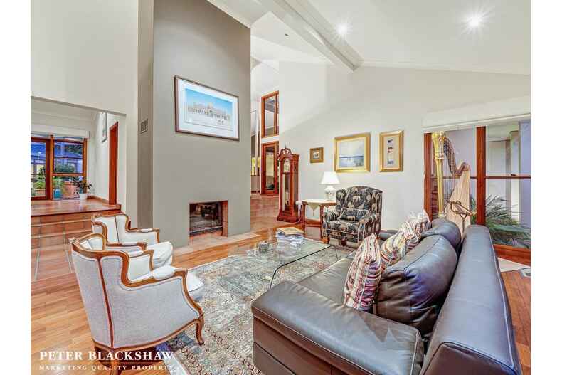 1 Karawatha Place O'Malley 1 Karawatha Place O'Malley