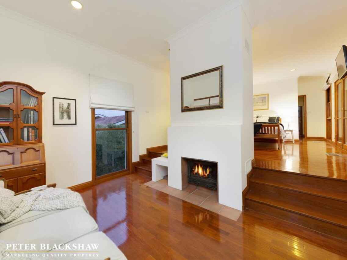 1 Karawatha Place O'Malley