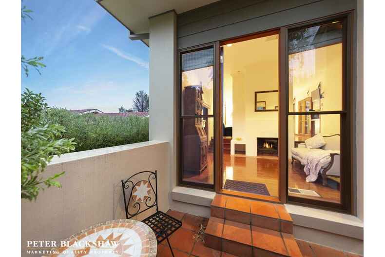 1 Karawatha Place O'Malley 1 Karawatha Place O'Malley