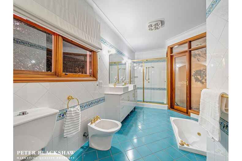 1 Karawatha Place O'Malley 1 Karawatha Place O'Malley
