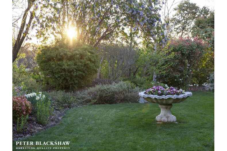 1 Karawatha Place O'Malley 1 Karawatha Place O'Malley