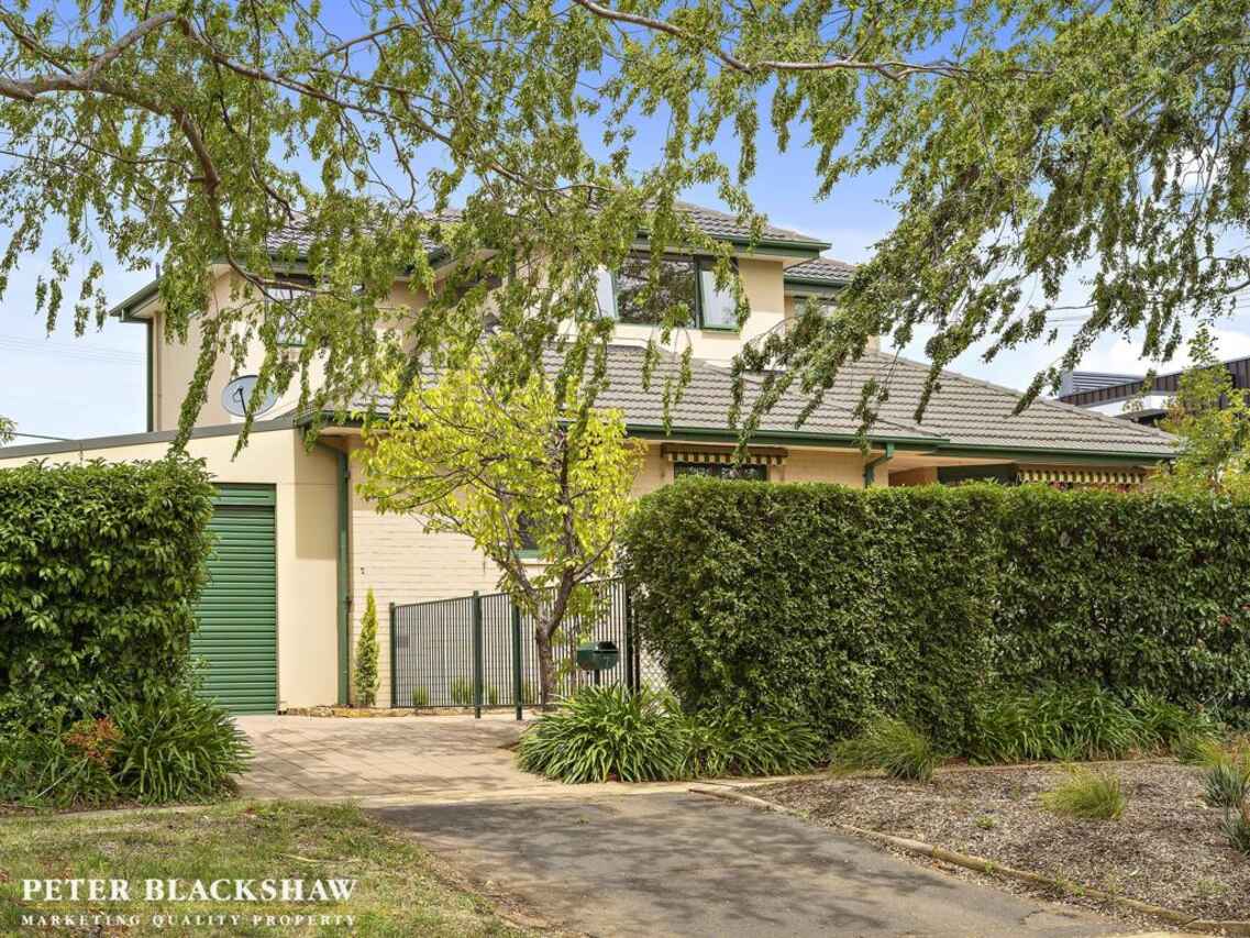 7 Carrington Street Deakin