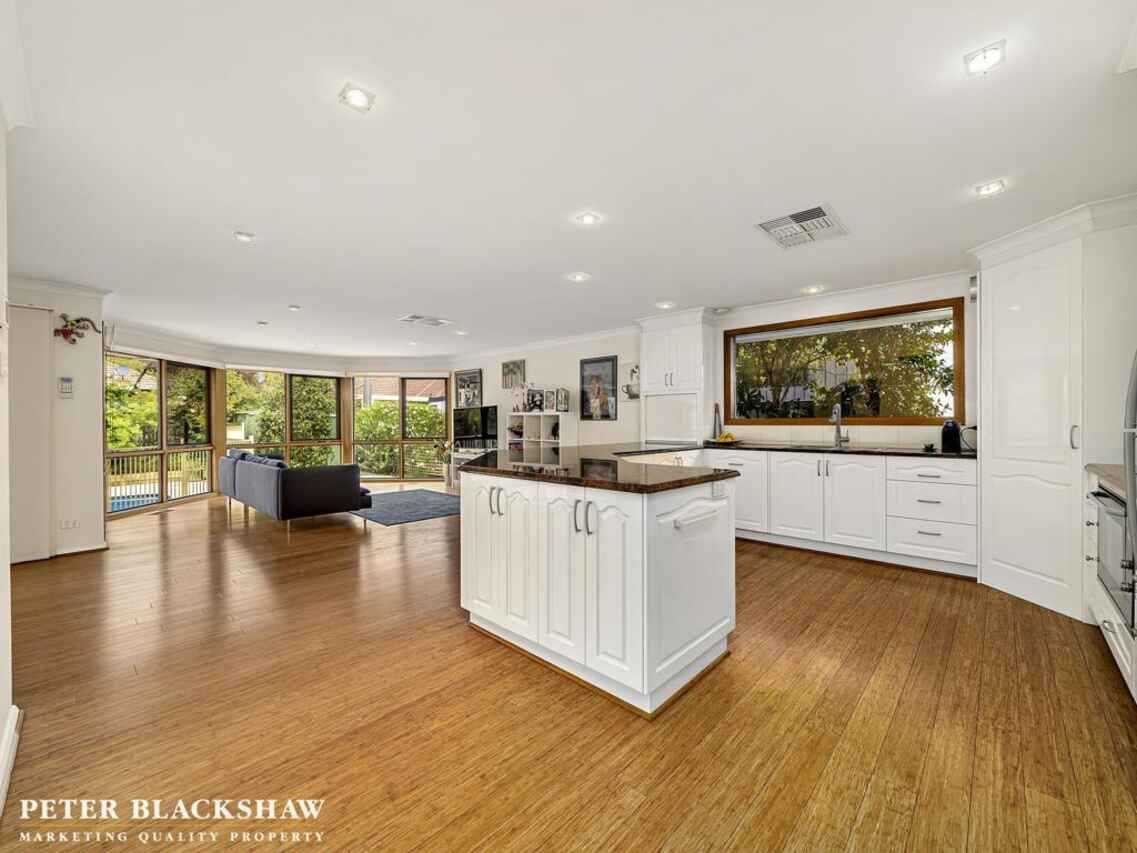 7 Carrington Street Deakin