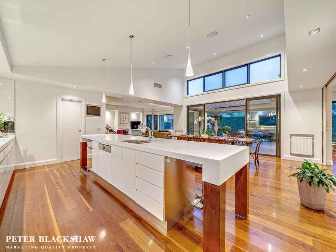 7 Throsby Crescent Narrabundah