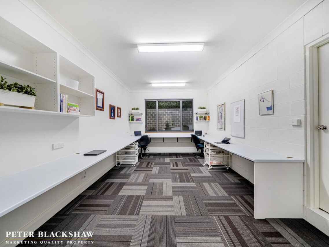 7 Throsby Crescent Narrabundah