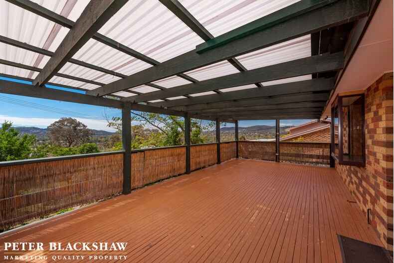 69 Mountain Circuit Calwell