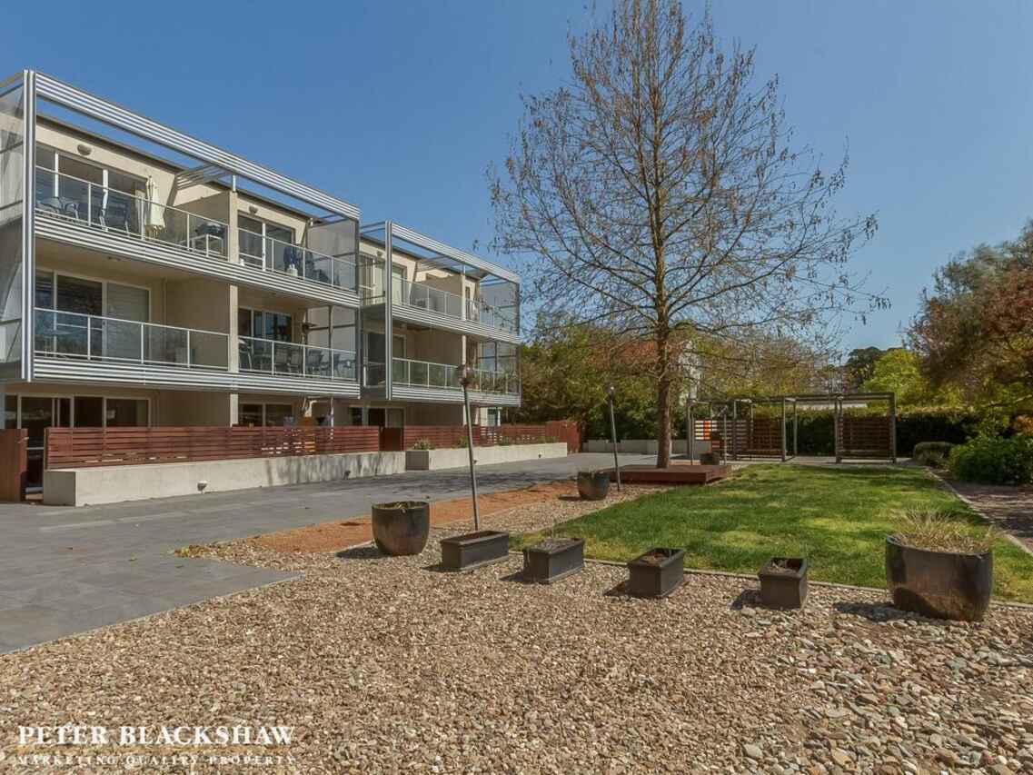 10/4 Verdon Street O'Connor