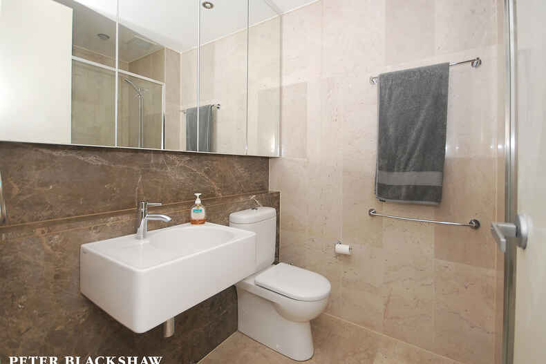 50/15 Coranderrk Street City