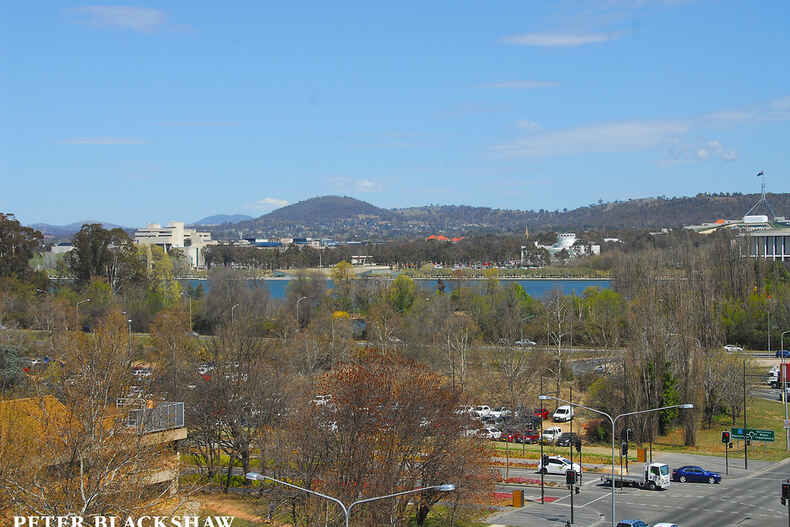 50/15 Coranderrk Street City