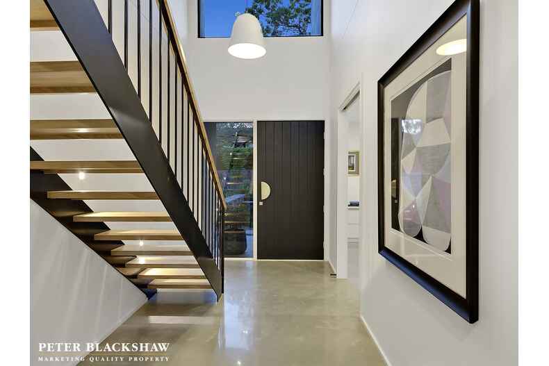 22 Weld Street Yarralumla 22 Weld Street Yarralumla