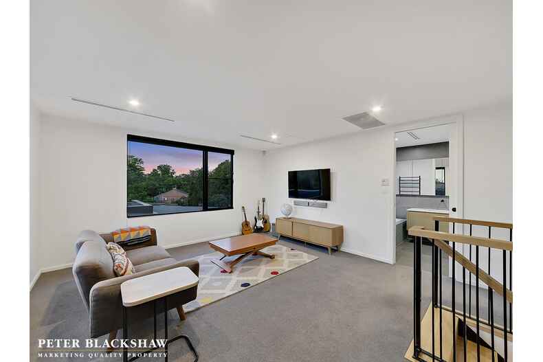22 Weld Street Yarralumla 22 Weld Street Yarralumla