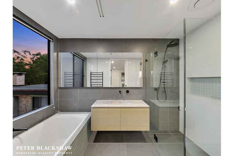 22 Weld Street Yarralumla 22 Weld Street Yarralumla