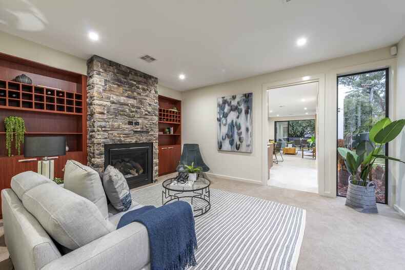 1/34 Conyers Street Hughes