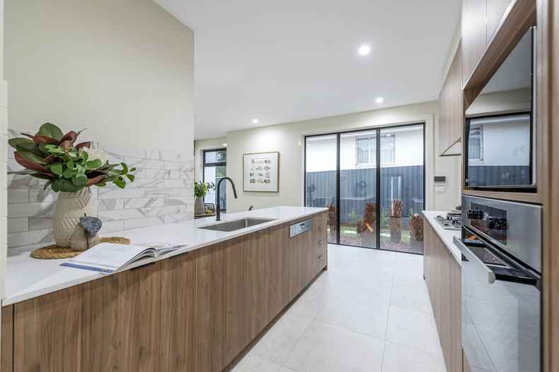 1/34 Conyers Street Hughes