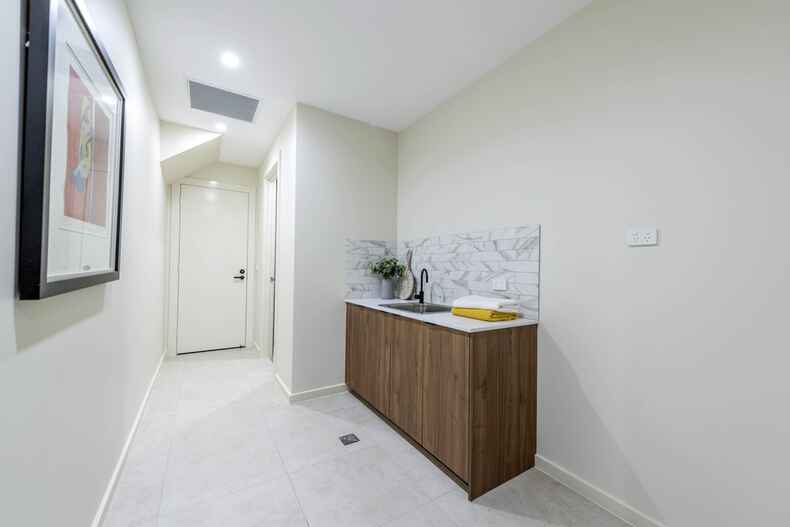 1/34 Conyers Street Hughes