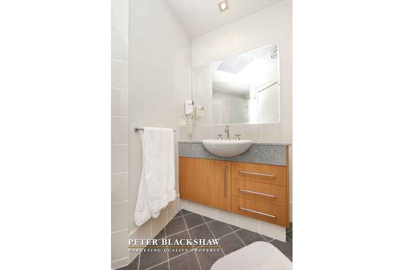 15/55 Stuart Street Griffith