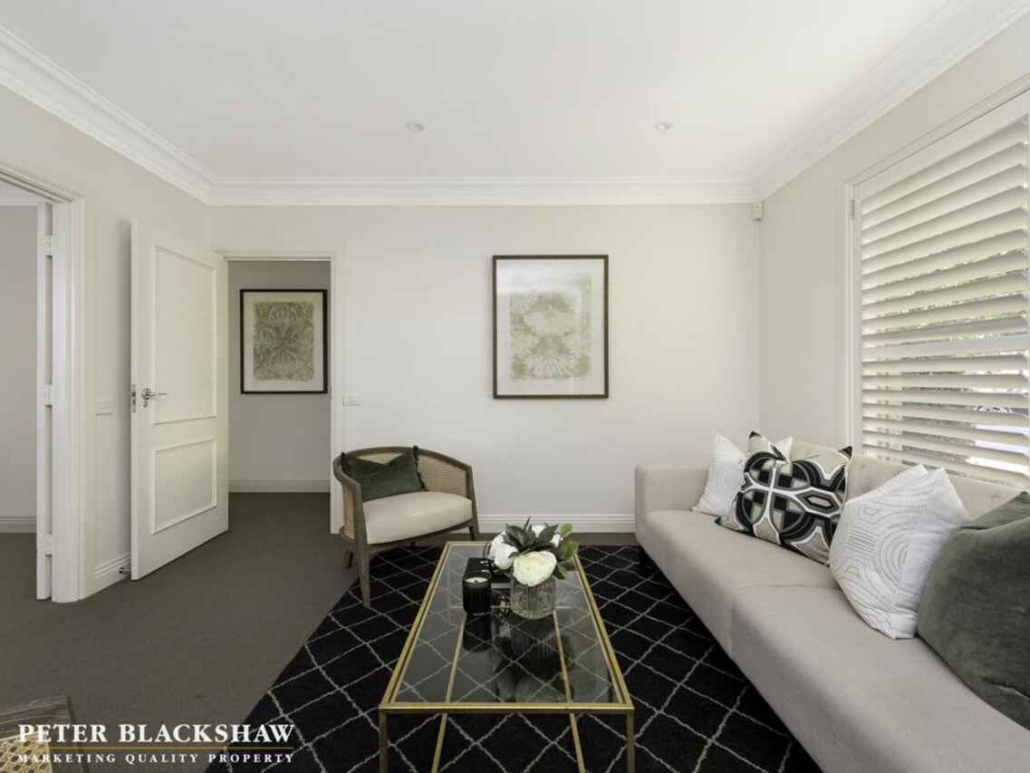 9 Taplin Place Isaacs
