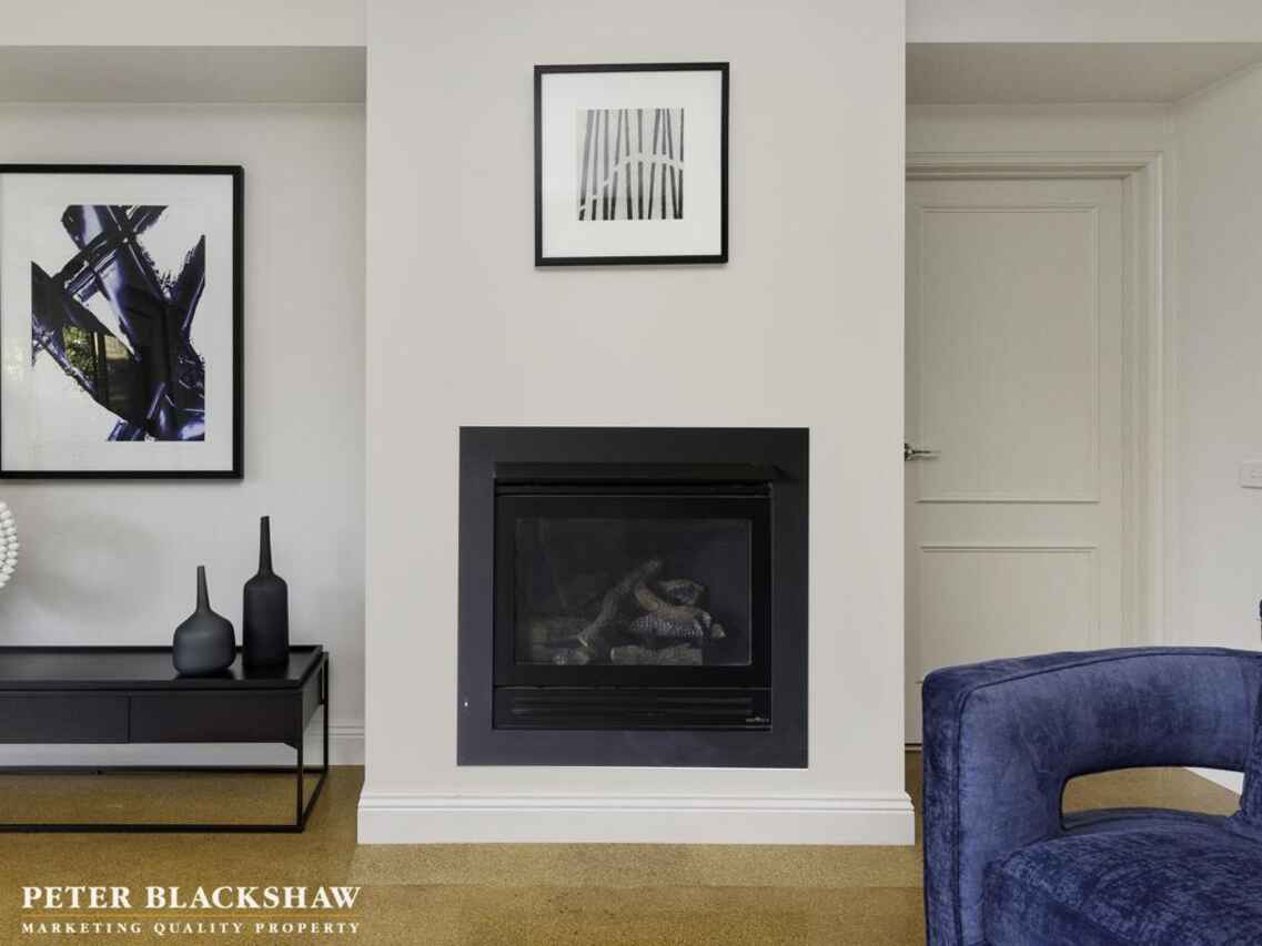 9 Taplin Place Isaacs