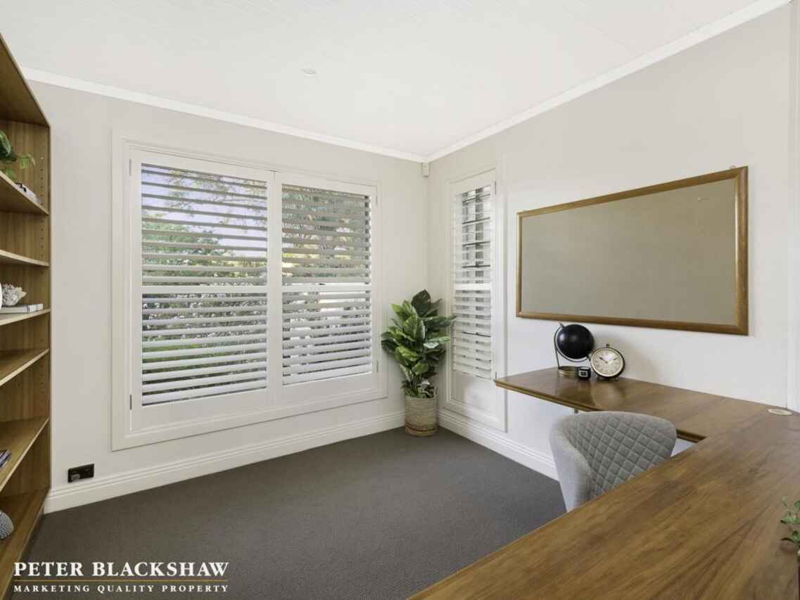 9 Taplin Place Isaacs