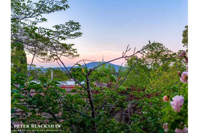 84 Empire Circuit Deakin 84 Empire Circuit Deakin