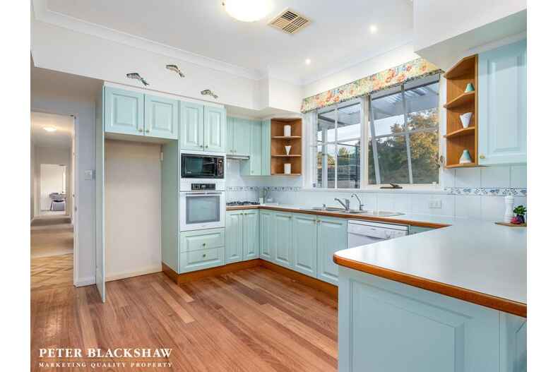 84 Empire Circuit Deakin 84 Empire Circuit Deakin