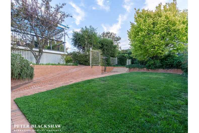 84 Empire Circuit Deakin 84 Empire Circuit Deakin