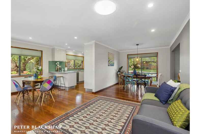 2 Bancks Crescent Mckellar