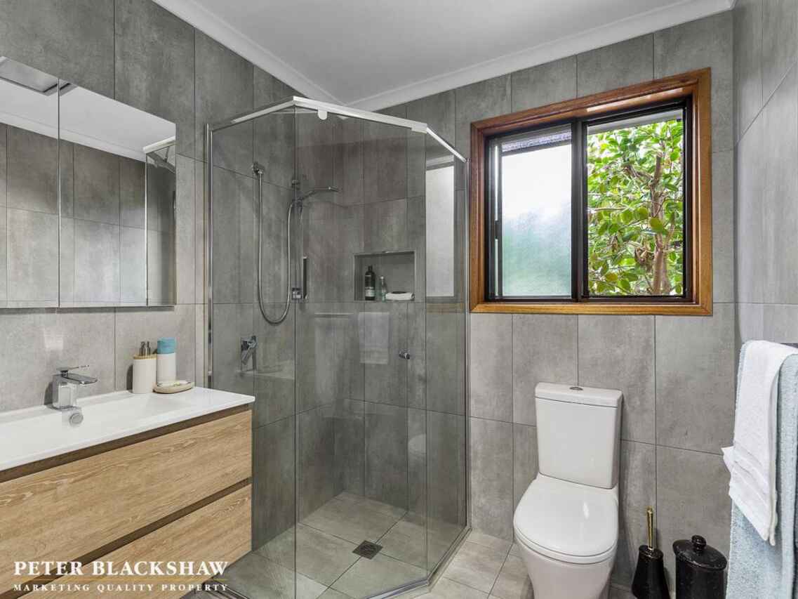 2 Bancks Crescent Mckellar