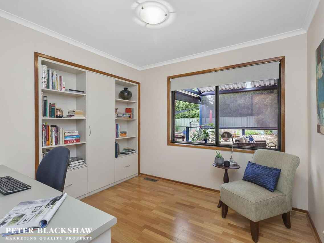 2 Bancks Crescent Mckellar