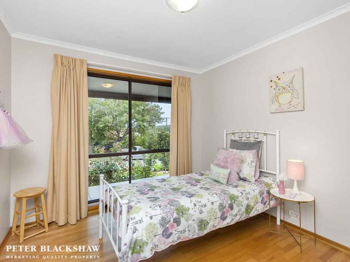 2 Bancks Crescent Mckellar