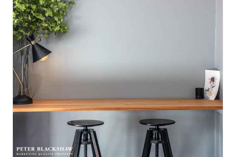 10 Nulsen Circuit Flynn 10 Nulsen Circuit Flynn