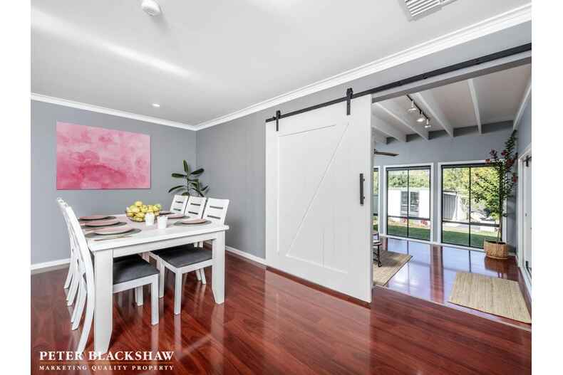 10 Nulsen Circuit Flynn 10 Nulsen Circuit Flynn