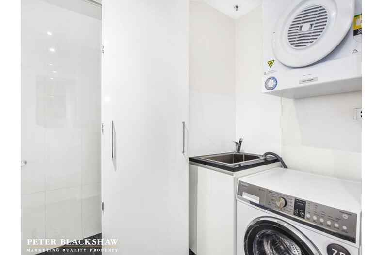 906/240 Bunda Street City 906/240 Bunda Street City