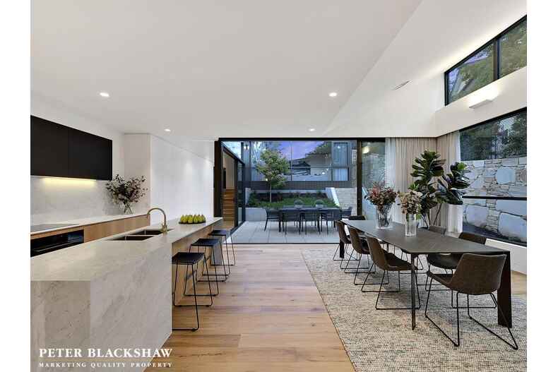 3/50 Jacka Crescent Campbell