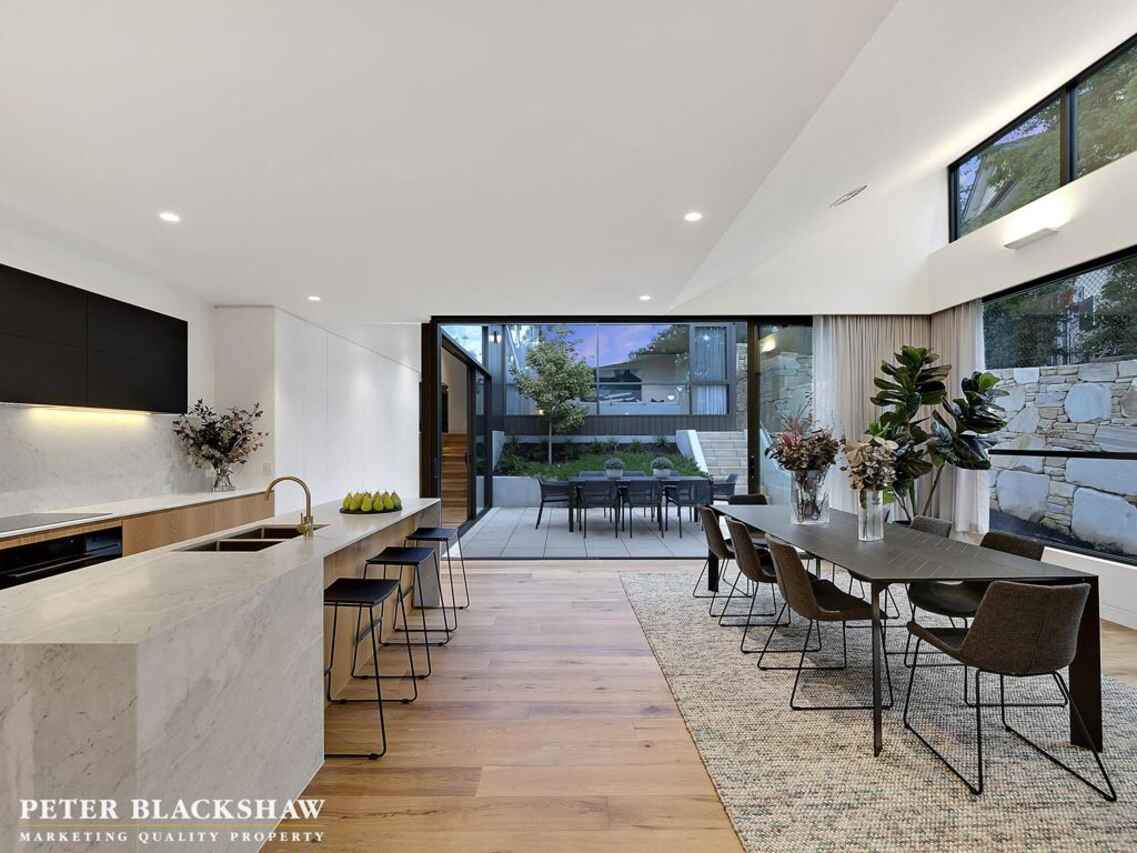3/50 Jacka Crescent Campbell