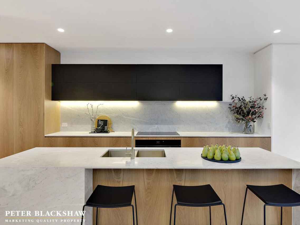 3/50 Jacka Crescent Campbell
