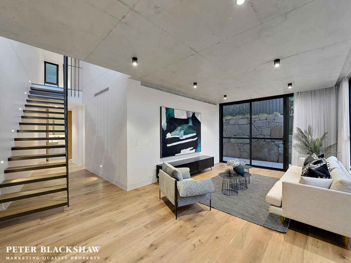 3/50 Jacka Crescent Campbell