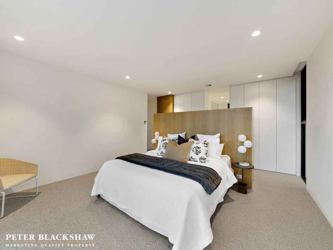 3/50 Jacka Crescent Campbell